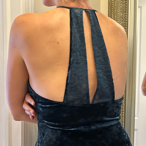 Free People (intimately) green crushed velvet dress - Picture 4 of 8